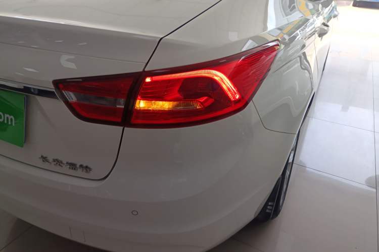 Used Ford Escort 2015 1.5L Automatic Fashion Model