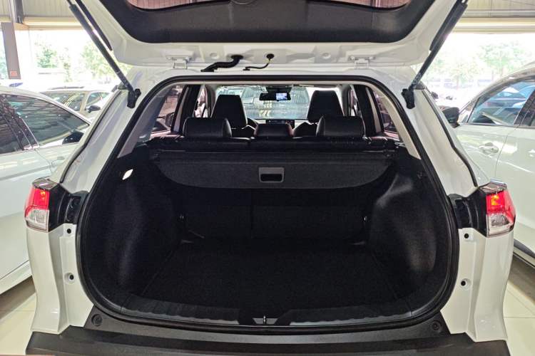 Used Toyota Corolla Cross 2023 2.0L Elite Edition
