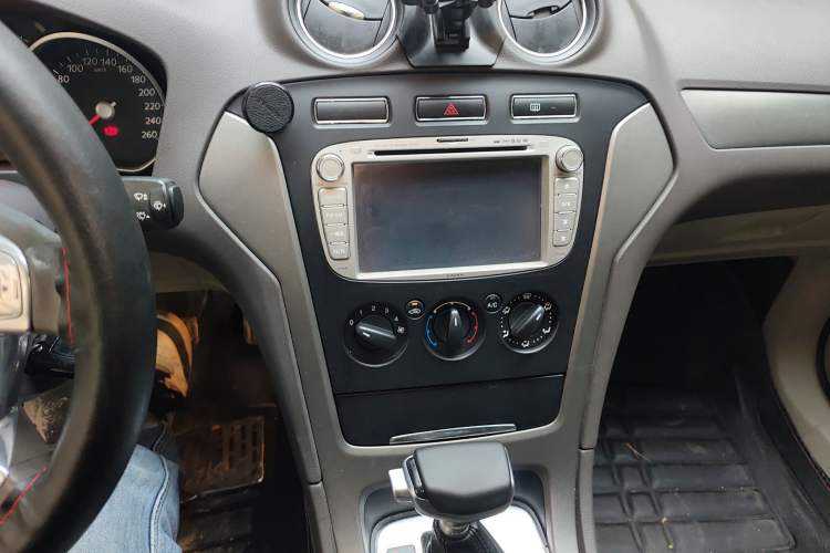 Used Ford Mondeo 2011 2.3L Fashion Edition