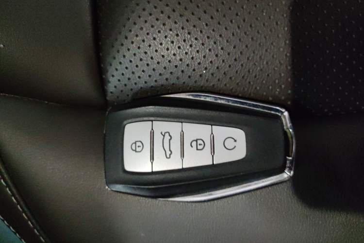 Used Geely Auto Jiajie 2019 1.5TD MHEV DCT Luxury Edition
