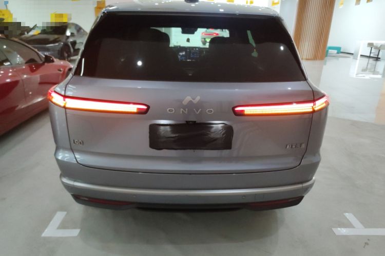 Used ONVO Luxeed L90 2025 Model—Max Six-Seater Version
