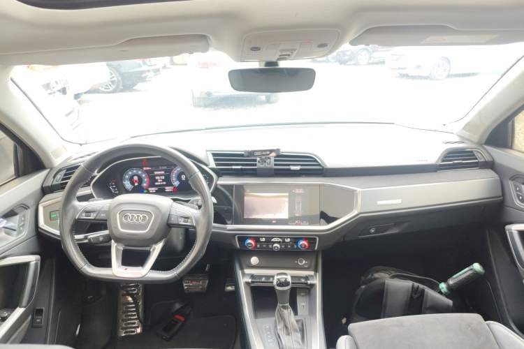 Used Audi Q3 2019 40 TFSI quattro Fashion Dynamic Model