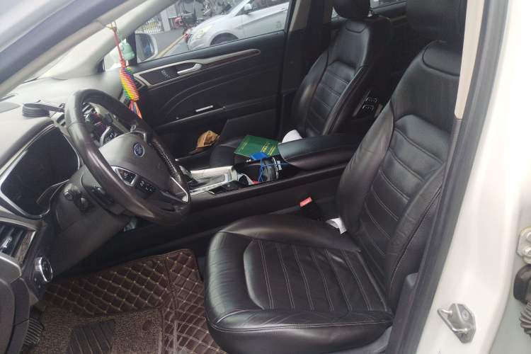 Used Ford Mondeo 2013 2.0L GTDi240 Flagship Edition Left Front Seat