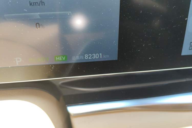 Used VOYAH Dream 2022 Low-Carbon Edition Dream+ Smart Enjoyment Package Odometer Close Up