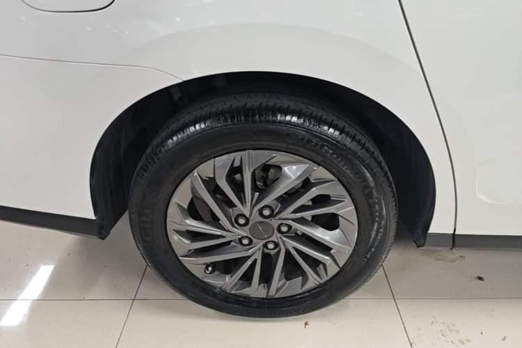 Used SAIC MAXUS G50 2019 1.5T Automatic Luxury Edition China VI Standard
