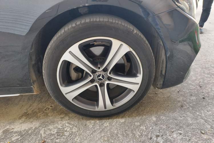 Used Mercedes-Benz E-Class 2016 E 200 L Sport Edition