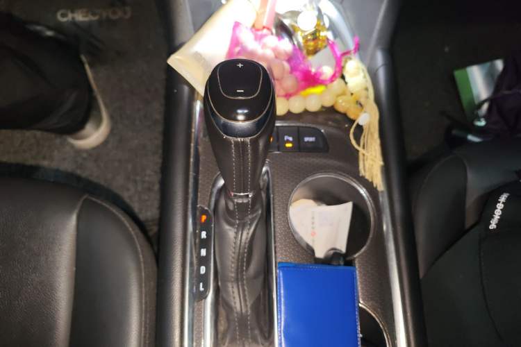 Used Chevrolet Malibu XL 2017 1.5T Automatic Ruichi Edition Gear Lever