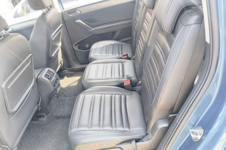 Used Volkswagen Touran 2018 Volkswagen Touran L 280TSI DSG Comfort Edition 7 Seats China V Emission Standard
