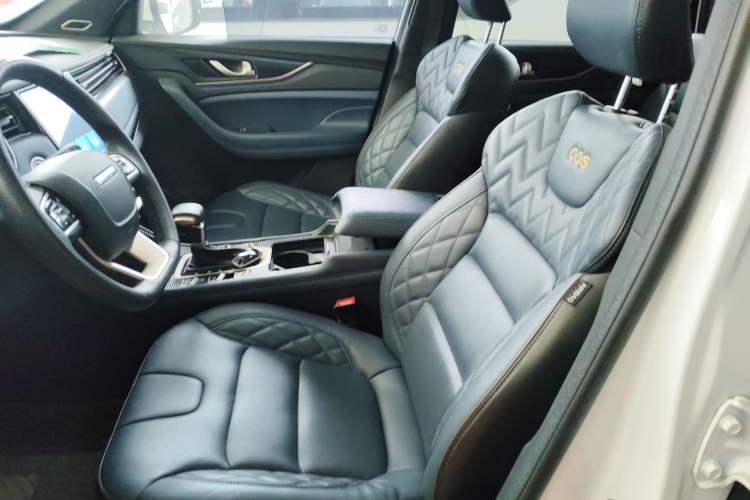 Used Oshan COS1 2018 1.5T Automatic Smart 7-Seater