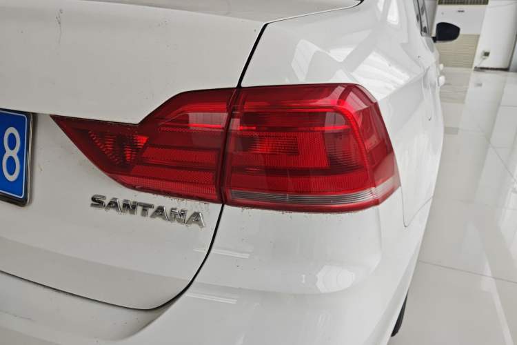 Used Volkswagen Santana 2018 1.5L Manual Fashion Edition
