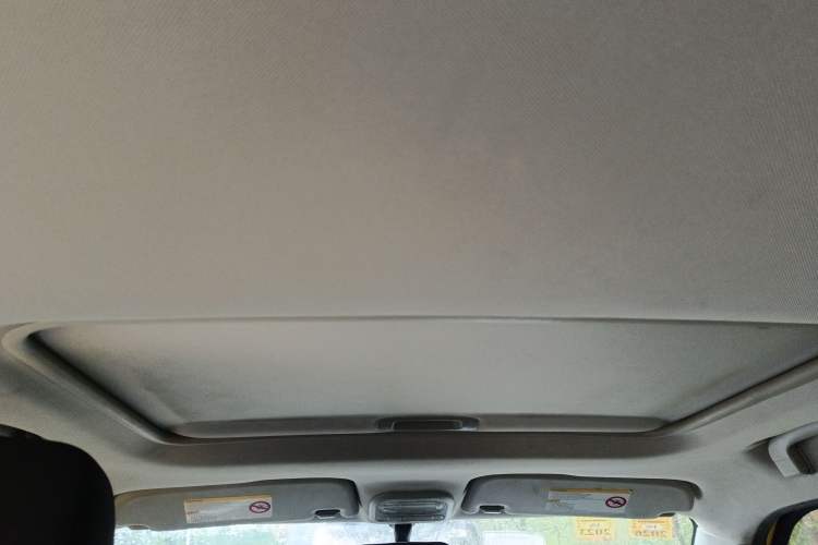 Used MG 3 2014 1.5L Manual Elite Edition Headliner