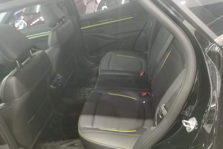 Used Ford Mondeo 2025 2.0T EcoBoost E Hybrid Sport Edition Left Rear Seat