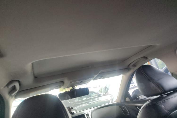 Used Infiniti Q50L 2018 2.0T Enjoyment Edition China V standard
