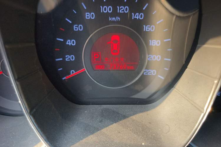 Used Kia K2 2011 Sedan 1.4L Automatic Top-Trim
