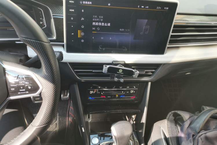 Used Volkswagen Tiguan L 2022 330TSI Automatic Two-Wheel Drive R-Line Enhanced Edition
