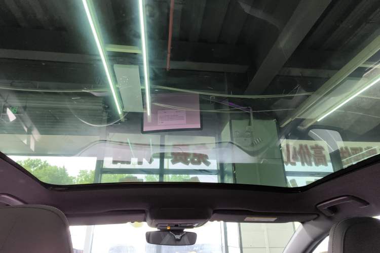 Used Volkswagen ID.UNYX 2024 Revised Pro Long-Range Version
