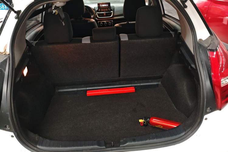 Used Toyota YARiS L Zhi Xuan 2021 1.5L CVT Leading Edition
