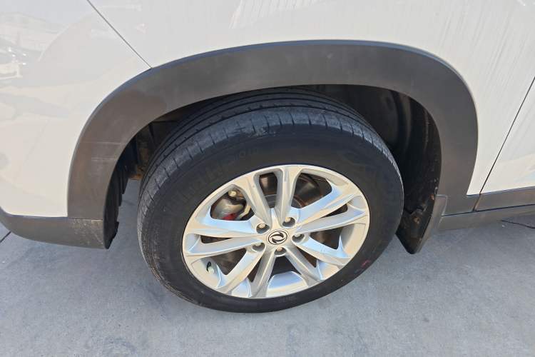 Used Dongfeng Fengon S560 2018 1.8L Manual Urban Model 7 Seats