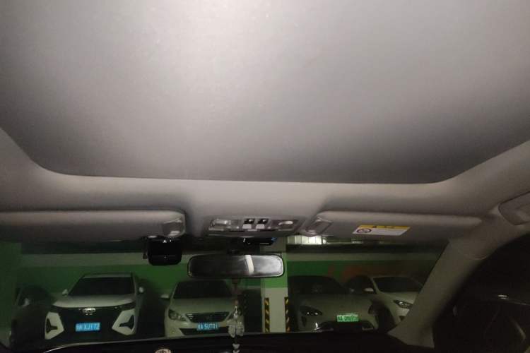 Used Toyota Highlander 2015 2.0T Four-Wheel Drive Luxury Edition 7-Seater
