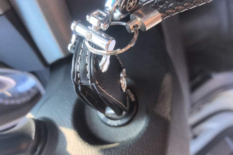 Used JAC Refine S3 2014 1.5L CVT Luxury Version
