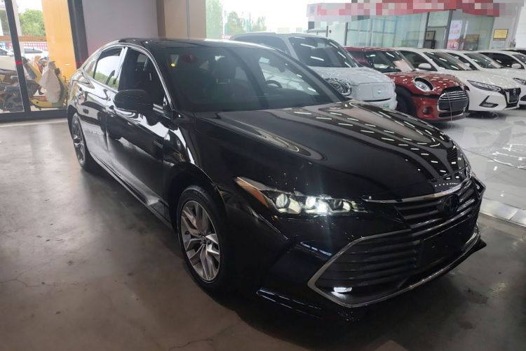 Used Toyota Avalon 2019 Dual-Engine 2.5L Luxury Edition China VI Standard