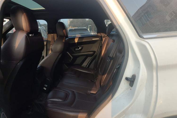 Used Land X7 2015 2.0T Panoramic Flagship Edition Left Rear Seat