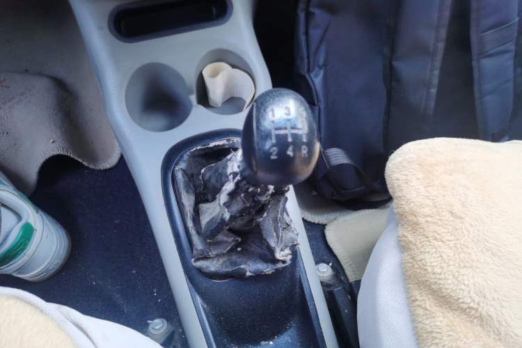 Used Chery QQ3 2012 Fashion Edition 1.0L Manual Champion Version