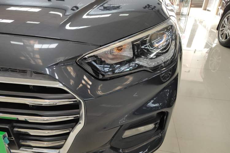 Used Hyundai ix35 2019 2.0L Automatic 2WD Zhiyong·Changxiang Edition China VI Standard Left Front Headlight