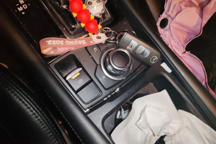 Used Mazda 3 Axela 2017 Sedan 1.5L Automatic Luxury Model China VI Standard