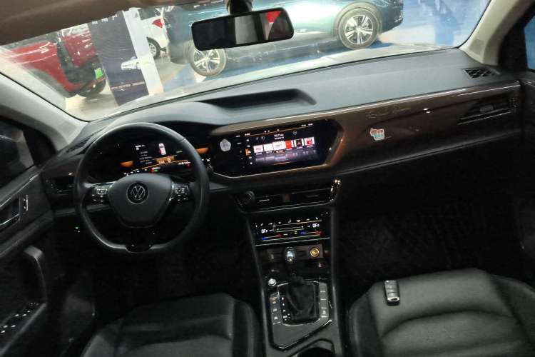 Used Volkswagen Tharu 2022 280TSI Two-Wheel-Drive Luxury Edition