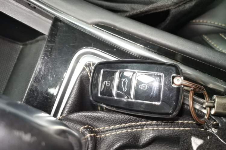 Used CHANGAN Eado 2019 High-Energy Edition 1.6L GDI Automatic Pioneer Model China VI Standard
