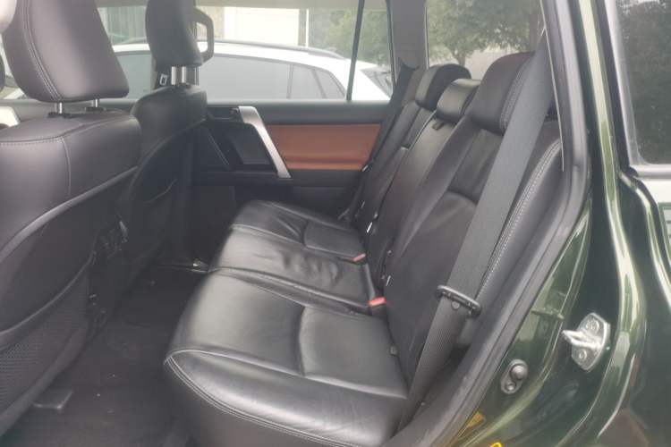 Used Toyota Prado 2016 2.7L Automatic Standard Edition
