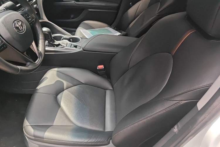 Used Toyota Camry 2023 2.0G Luxury Edition