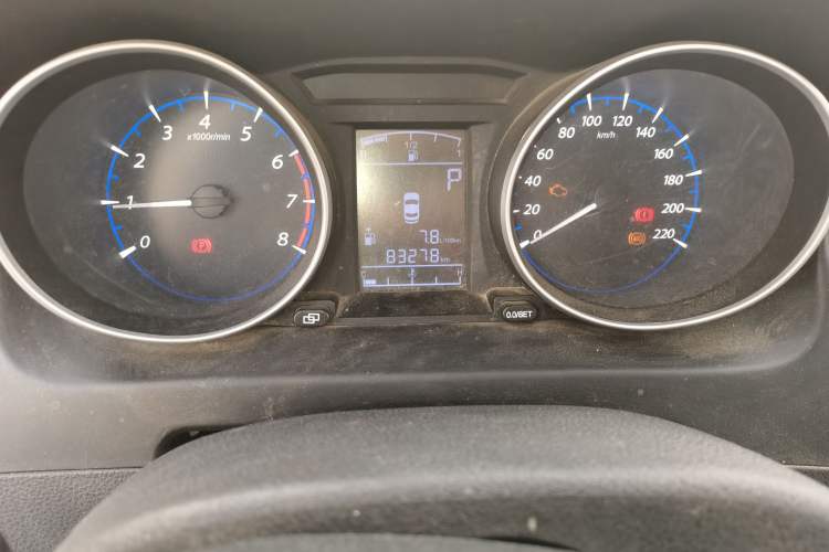 Used FORTHING Joyear X5 2016 1.6L CVT Luxury Model
