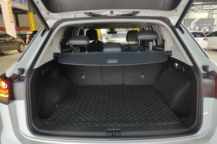 Used Volkswagen Tayron 2024 300TSI Two-Wheel-Drive Luxury Plus Advanced Version
