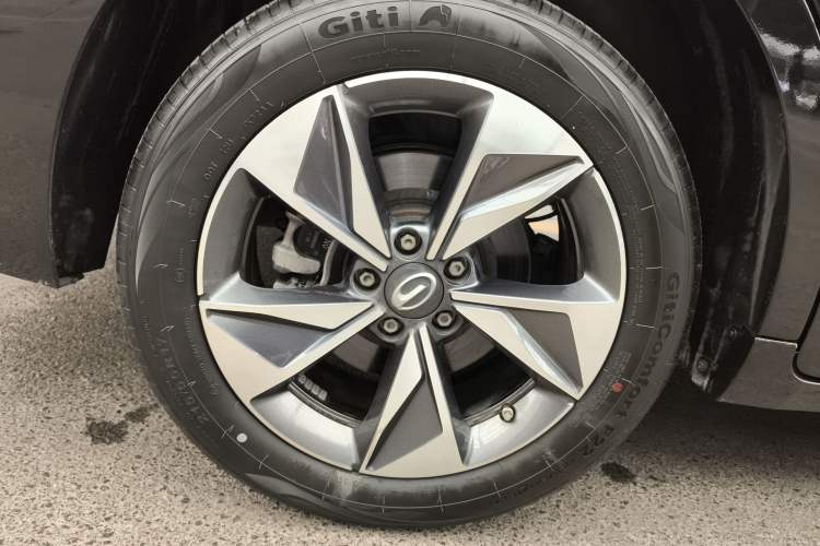 Used GAC Trumpchi M6 2023 PRO 270T DCT Luxury Edition
