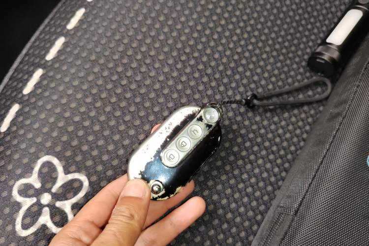 Used Wuling Hongguang MINIEV 2022 GAMEBOY 300km Enthusiast Model with Lithium Iron Phosphate Vehicle Key