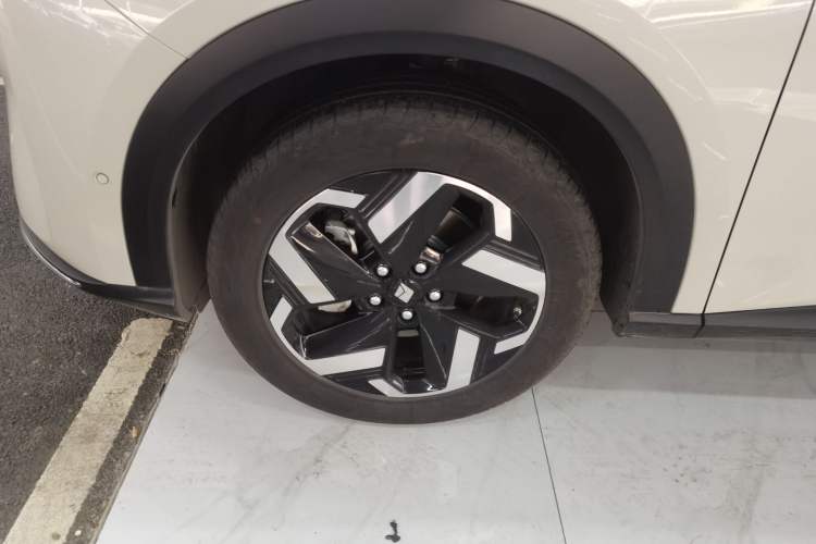 Used Baojun Yunhai 2024 500km Pure Electric Version
