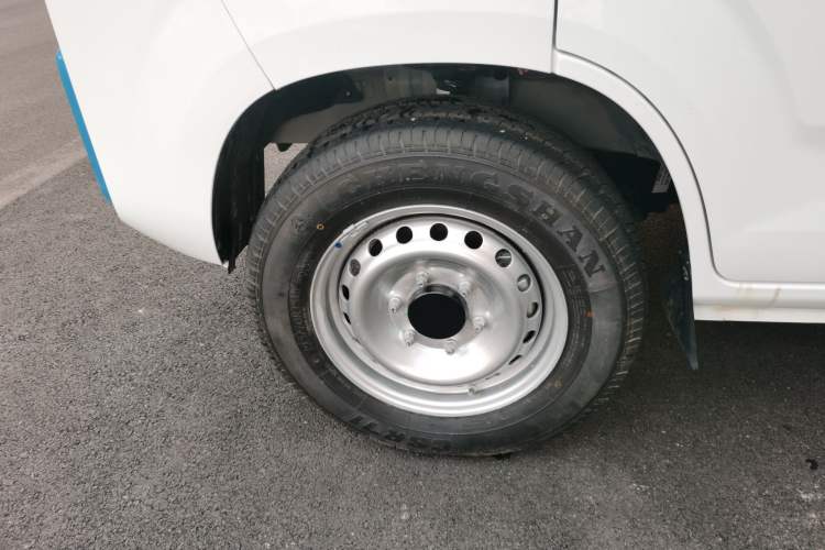 Used Karry Jiangtun E7 2025 Economy Version