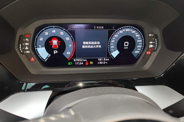 Used Audi A3 2021 Sportback 35 TFSI Fashionable Sports Model Odometer Close Up