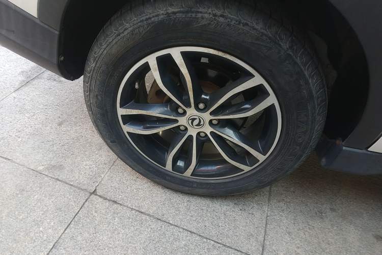 Used Dongfeng Fengon 580 2018 1.5T CVT Luxury Model
