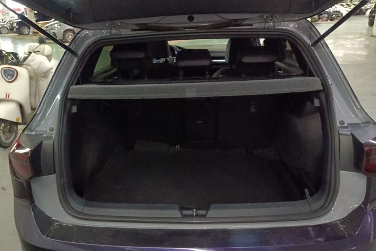 Used Volkswagen Golf 2021 280TSI DSG R-Line
