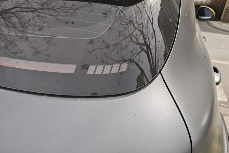 Used ORA Good Cat GT 2024 Mulan Edition 401 km Range Luxury Version 126 kW Right Rear Taillight