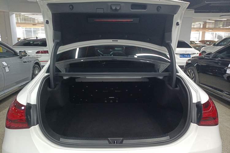 Used Mercedes-Benz A-Class 2023 A 180 L Trunk