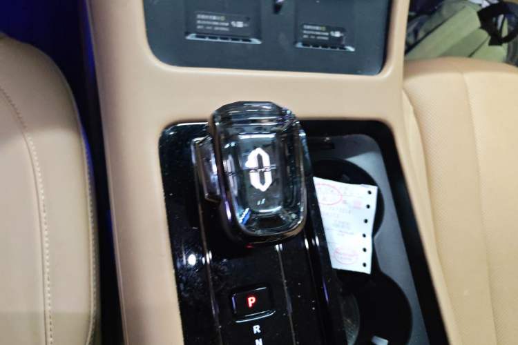 Used Hima AITO M7 2024 1.5T Intelligent Drive Rear-Drive Ultra Version 5 Seats
