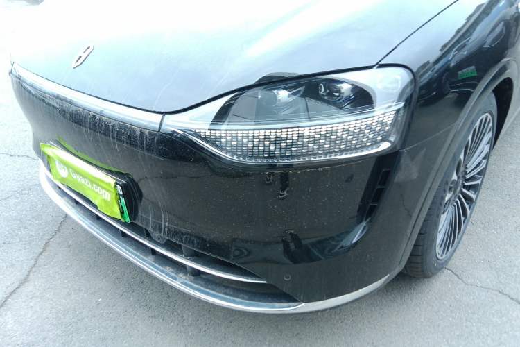Used Hima AITO M9 2025 Extended-Range Ultra Version 52 kWh 6-Seater Left Front Headlight