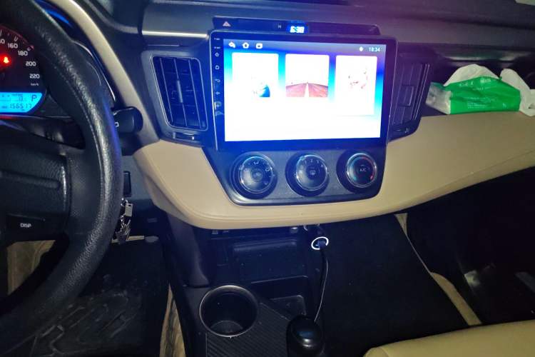 Used Toyota RAV4 2013 2.0L CVT Two-Wheel Drive Urban Edition
