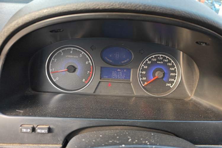 Used Geely Auto Classic Emgrand 2013 Sedan 1.5L Manual Entry-Level Model Instrument Cluster