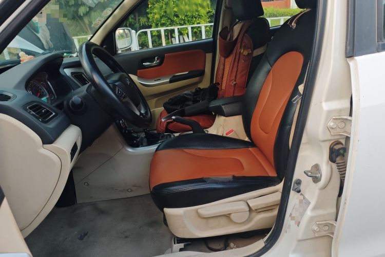 Used Haima S7 2013 2.0L Automatic ZhiShang Version
