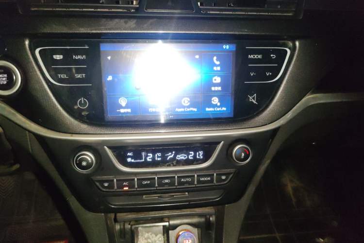 Used Geely Auto Emgrand 2017 Hatchback RS Million Edition 1.5L Manual Upward Version

